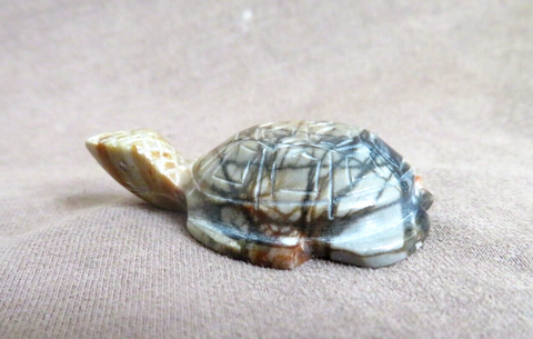 Native Zuni Picasso Marble Turtle Fetish Carving by Kenny Chavez - C4593