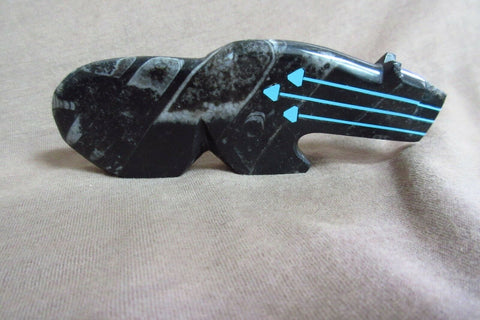 Zuni Fossilized Orthoceras Bear Fetish w 3 heartlines by Kenric Laiwakete C3529