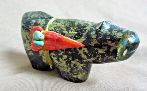 Native Zuni Black & Gold Glass Bobcat Fetish by Leland Boone & Daphne Quam C3547
