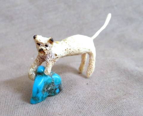 Zuni Mini Antler Cat w/ Turquoise  Stone Fetish Carving by Ruben Najera C4680