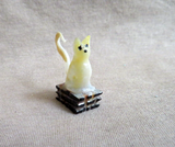 Zuni Micro Mini Mother of Pearl Cat Fetish Carving by Ruben Najera C4812