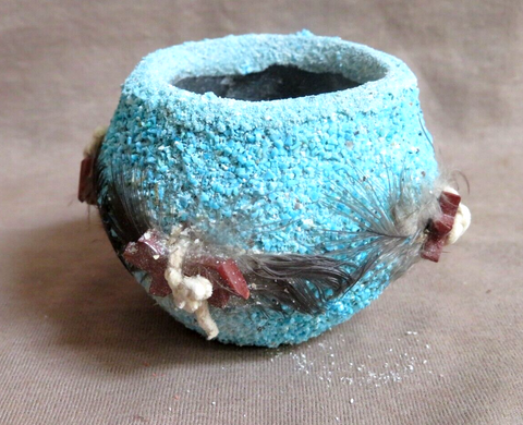 Vintage Native Zuni Turquoise Encrusted 4 Fetish Carving Seed Pot PO258
