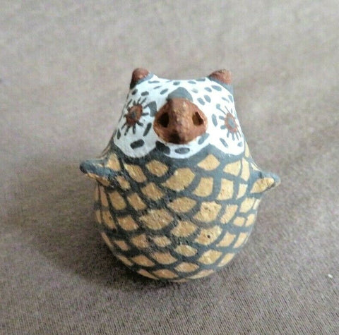 Native American Zuni hand made Mini Owl Pottery by Erma Kalestewa Homer  P0245