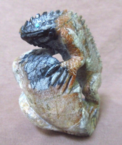 Zuni Museum Quality Picasso Marble Lizard on Rock  by Derrick Kaamasee C1115