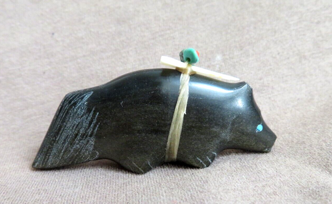 Zuni Rainbow Obsidian Wolf Fetish Carving w/ Bundle by Evalena Boone C4590