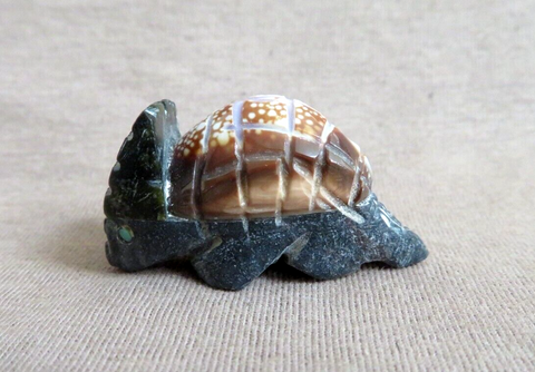 Zuni Black Marble & Shell Armadillo Fetish Carving by Darrin Boone  C4504