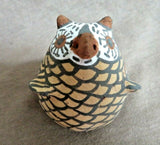 Native American Zuni hand made Owl Pottery by Erma Kalestewa Homer  P0251