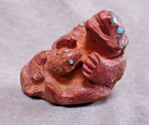 Native Zuni Amazing Kaolinite Bear w/ Cubs by Carver Derrick Kaamasee C1600