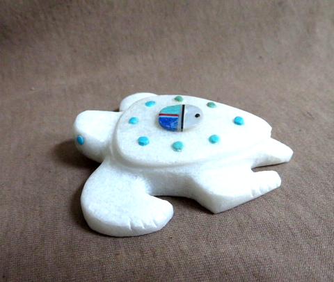 Native Zuni White Marble Sea Turtle Fetish Carving by Sullivan Shebola C4528